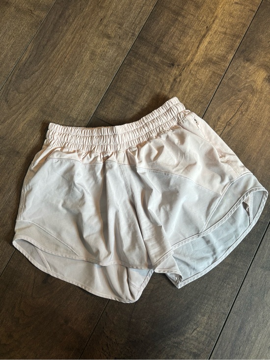lululemon athletica Pants - lululemon athletica hotty hot pale pink women's running shorts